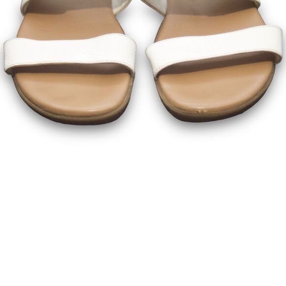 A2 Aerosoles White Sandals size women's 8 - Picture 8 of 11